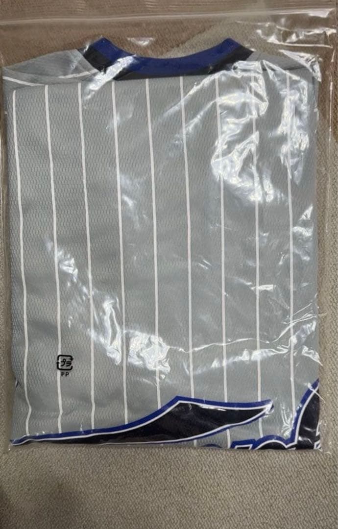 横浜ベイスターズ ビジターユニフォーム グレー