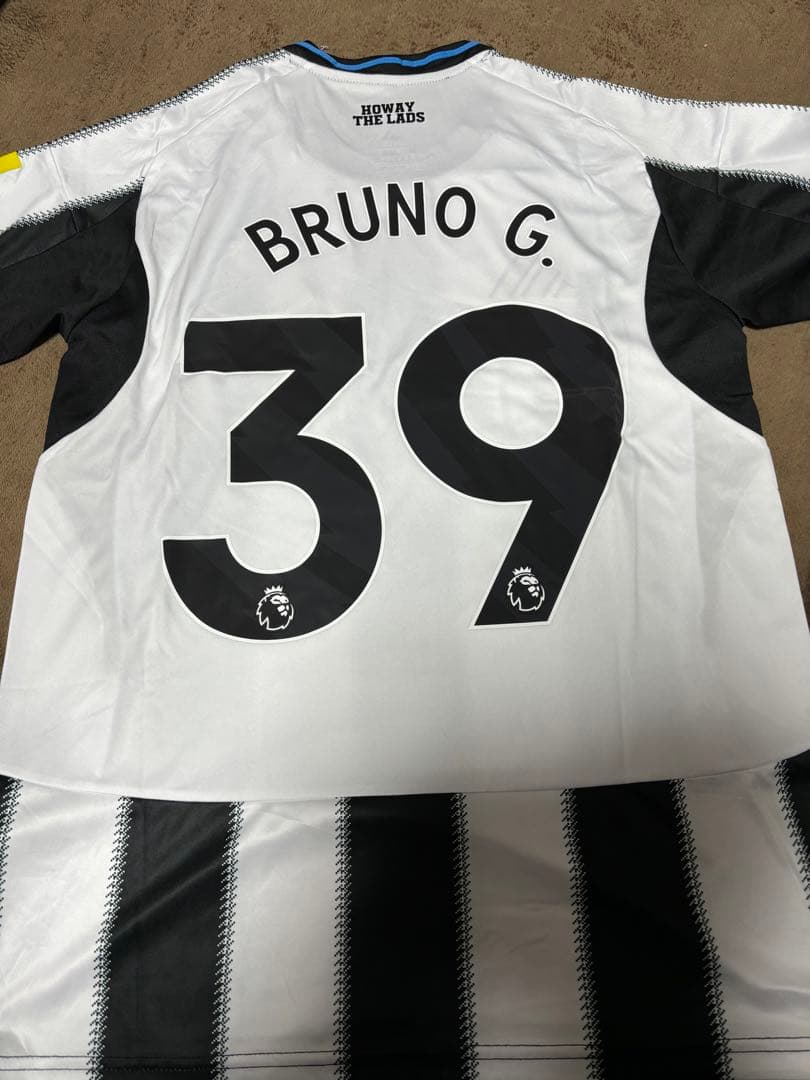 ニューカッスル　ギマランイス　ホーム　ユニフォーム