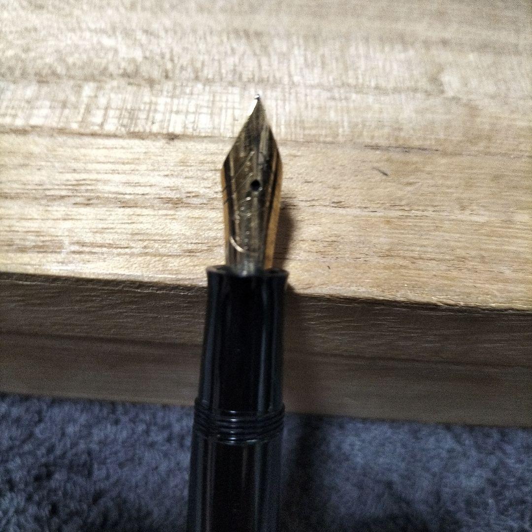 14K　PELIKAN 黒のストライプ模様 万年筆