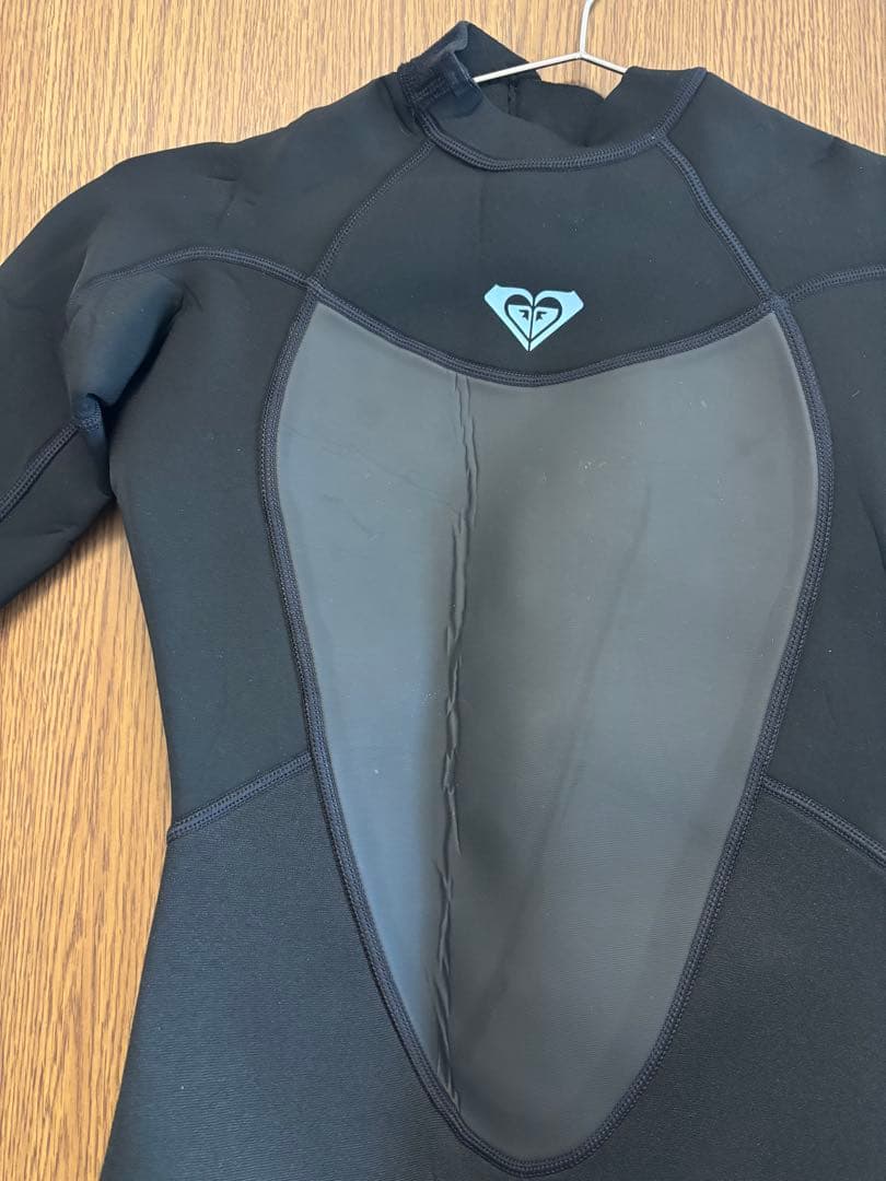 ROXY フルスーツ レディース 3×2mm 【6号】※春まで期間限定値下げ中