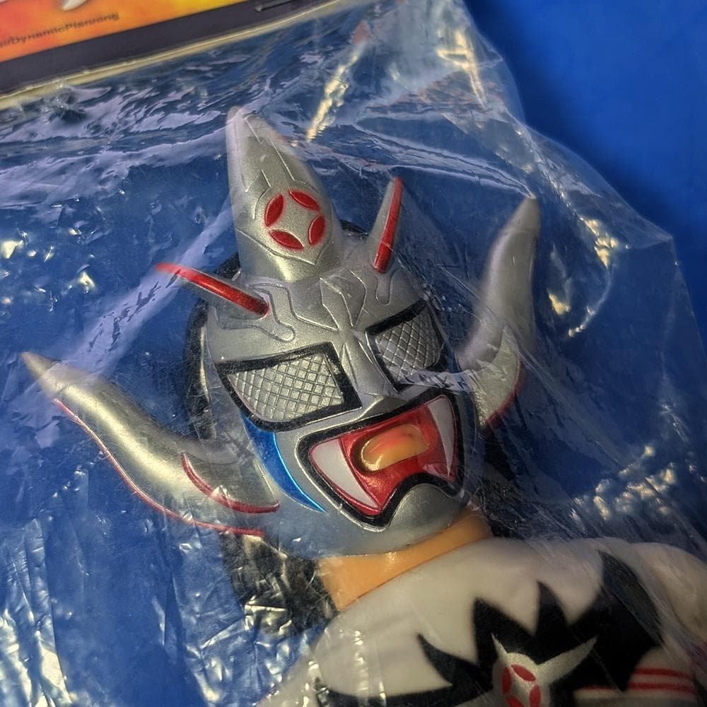 【匿名配送】SFS 獣神サンダー・ライガー（白版） ソフビ メディコム・トイ