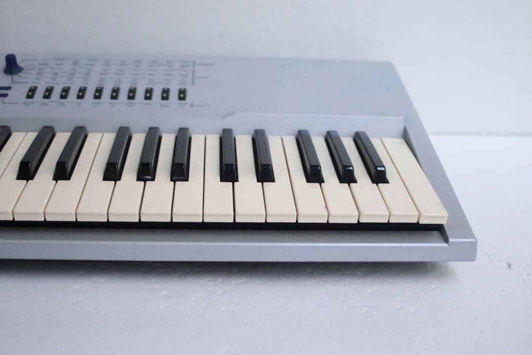 YAMAHA ヤマハ　61鍵　CS2xコントロールシンセサイザー