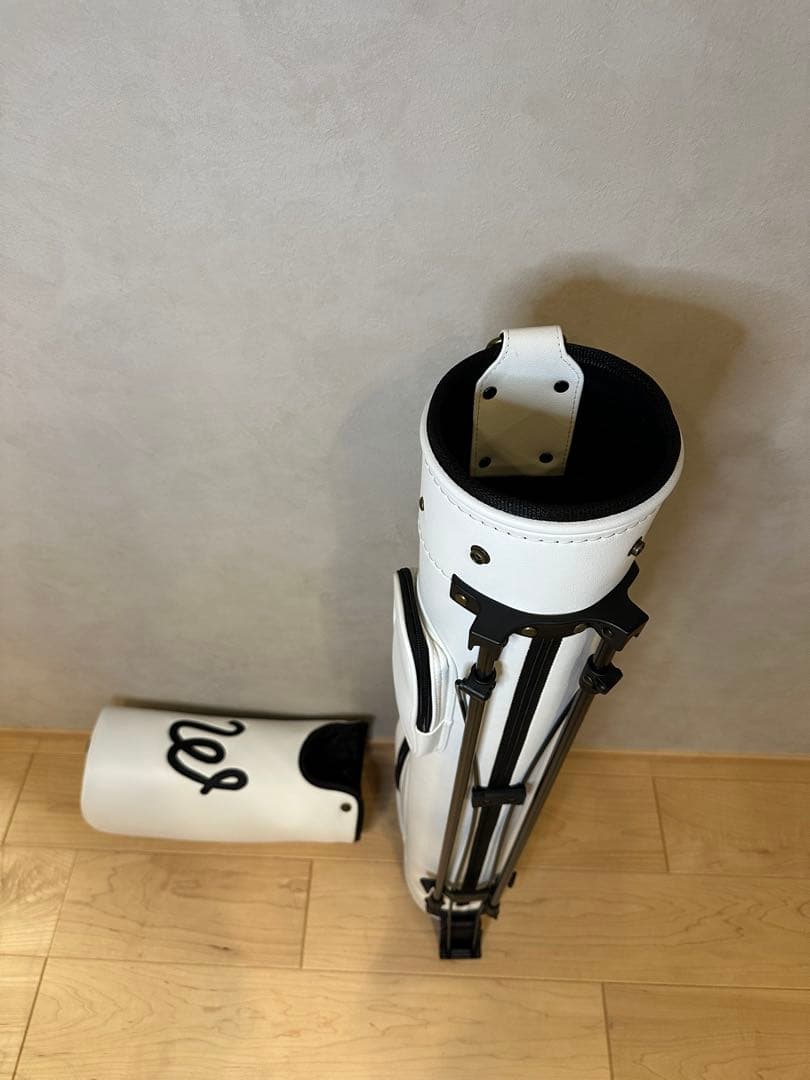 【新品未使用】マルボンゴルフ　セルフスタンド式キャディバッグ白