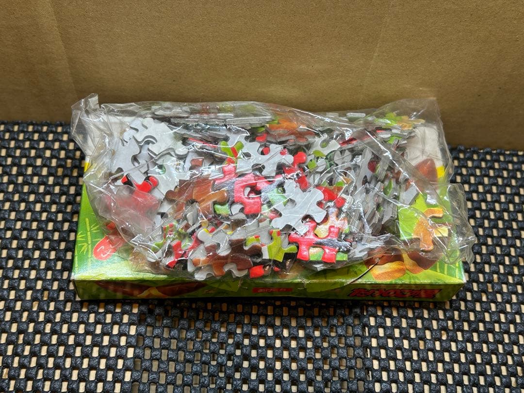 レトロ　激レア　たけのこの里 昭和　ジグソーパズル 136ピース　内袋未開封