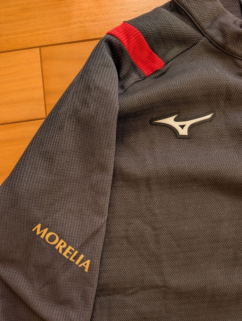 MIZUNO　ミズノ　MORELIA　モレリア　ミドラーシャツとパンツ セット