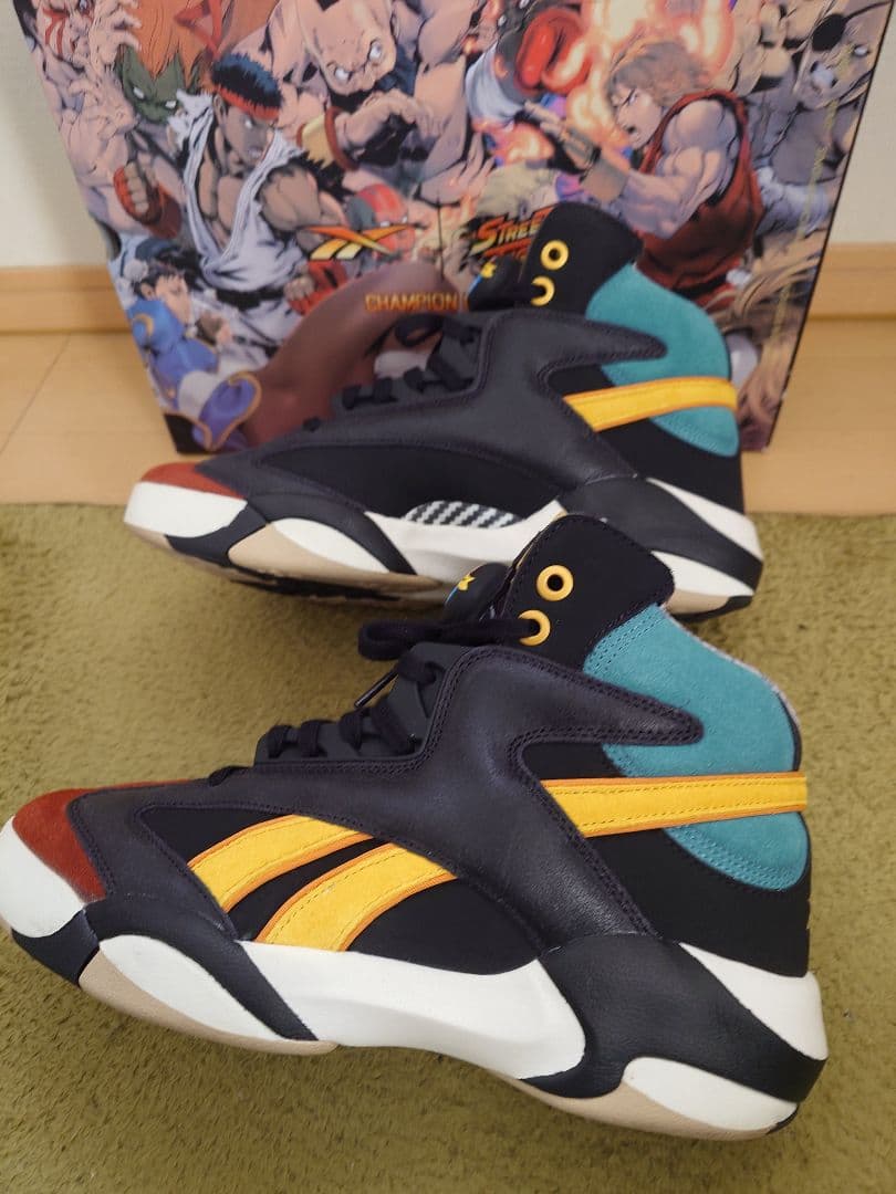 リーボック　シャックアタック　ストリートファイターコラボ　27.5