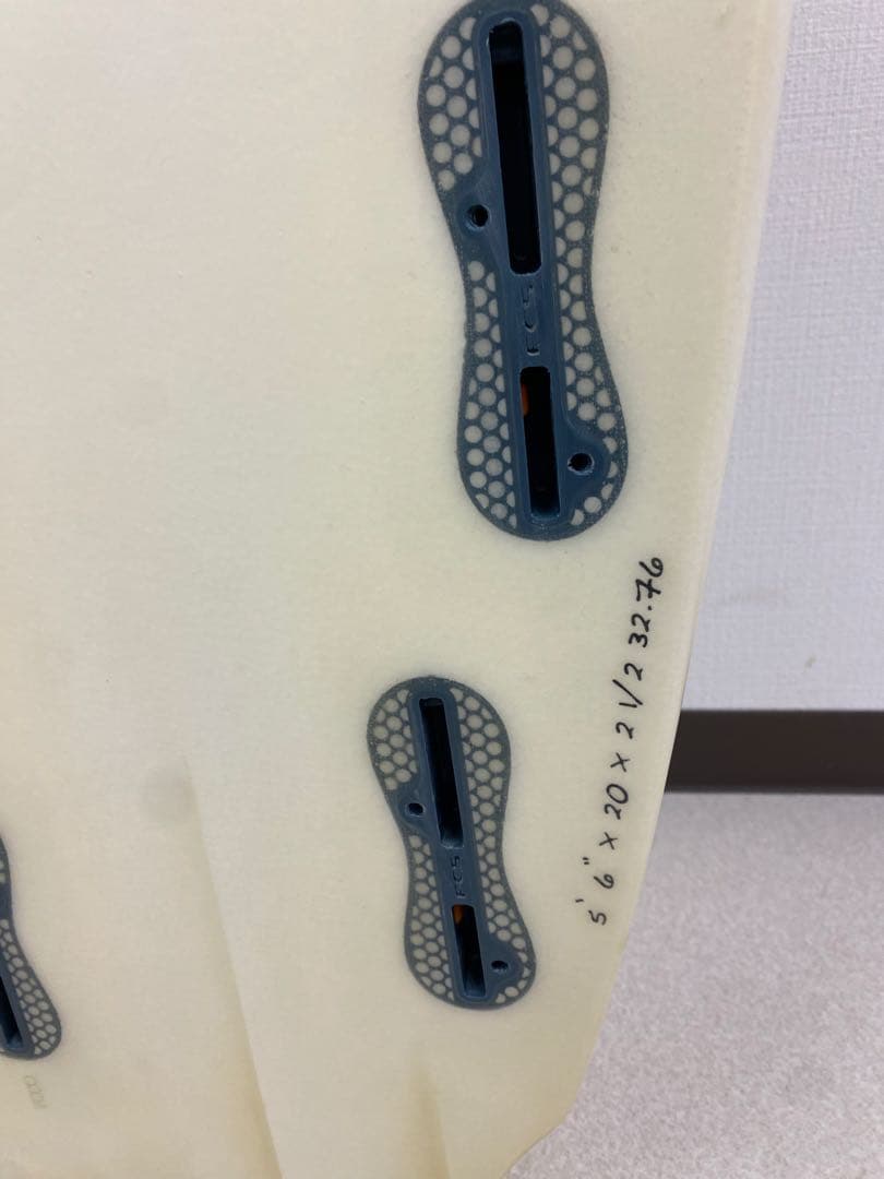 ジャスティスサーフボード バラクーダ　ベクターフレックス