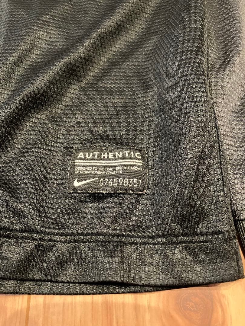 マンチェスターシティ Nike 長袖 黒金 ユニフォーム