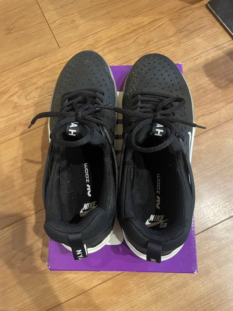 NIKE SB NYJAH スニーカー ブラック/グレー