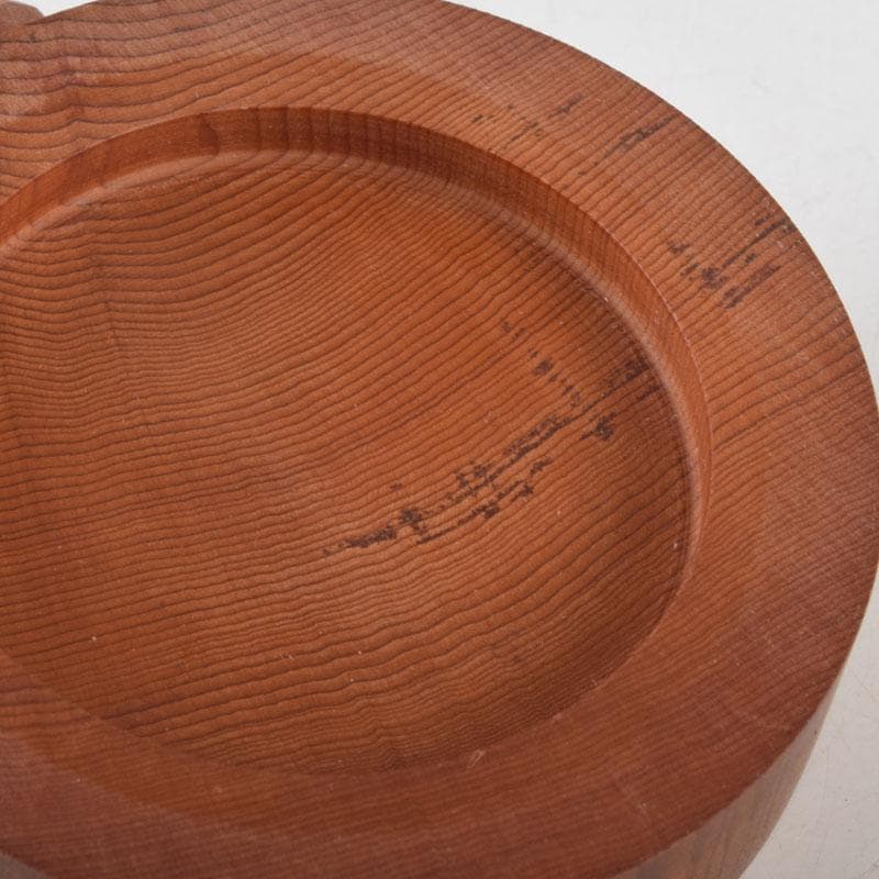 茶道具　飛騨一位一刀彫　川上彫房　香合　在銘　共箱　V　8797