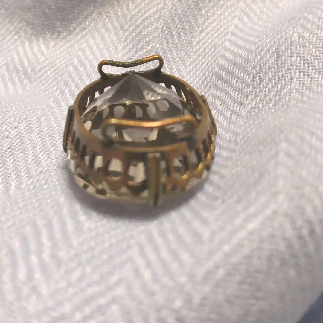 水晶帯留め　アンティーク　アクセサリー