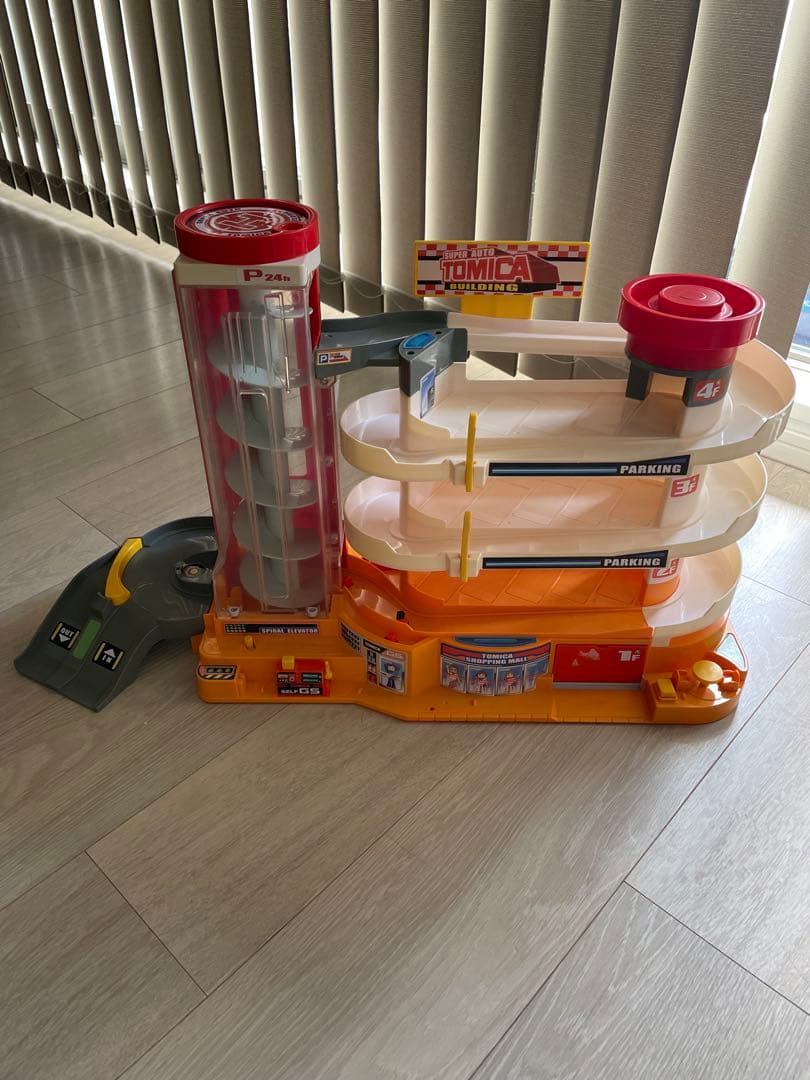 【バラ売不可】トミカ ミニカー 約50台 駐車場セット