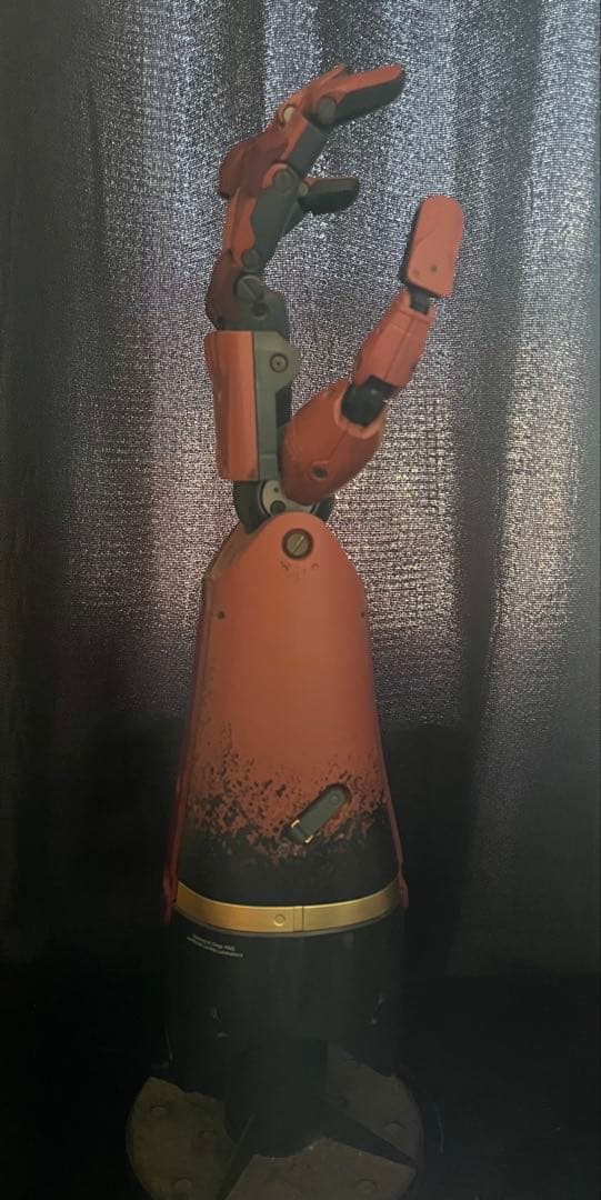 メタルギアソリッドⅤ ファントム ペイン 1/1 バイオニックアーム