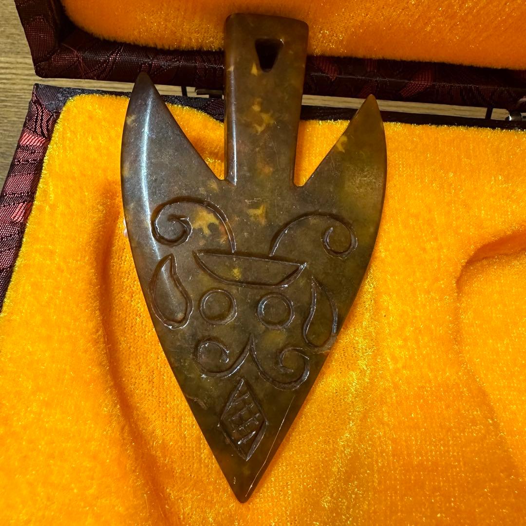 天然石彫刻　２点セット　収納箱付き