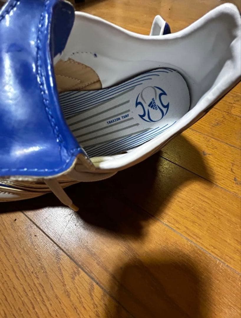 ご*ろ様 【アディダス】プレデター アブソリュート a3 TF 26.5㎝