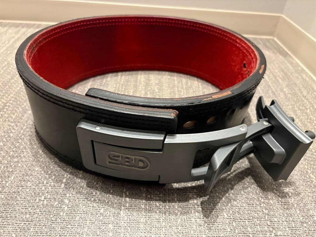 SBD パワーリフティングベルト 黒赤13mm Mサイズ