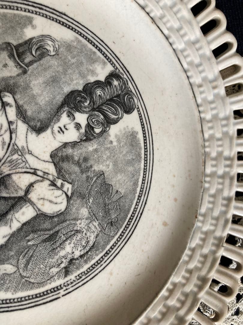 LONWYお皿すかし フランスアンティーク