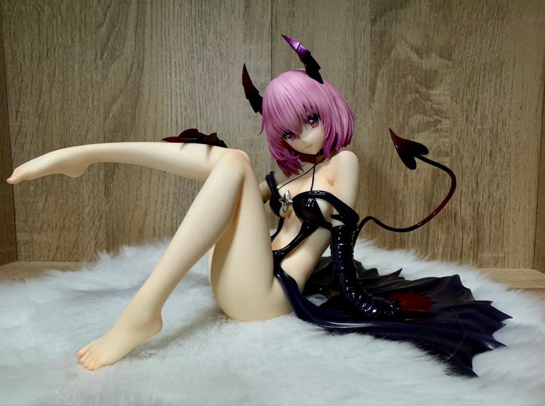 モモ・ベリア・デビルーク ダークネスver. リニューアルパッケージ版