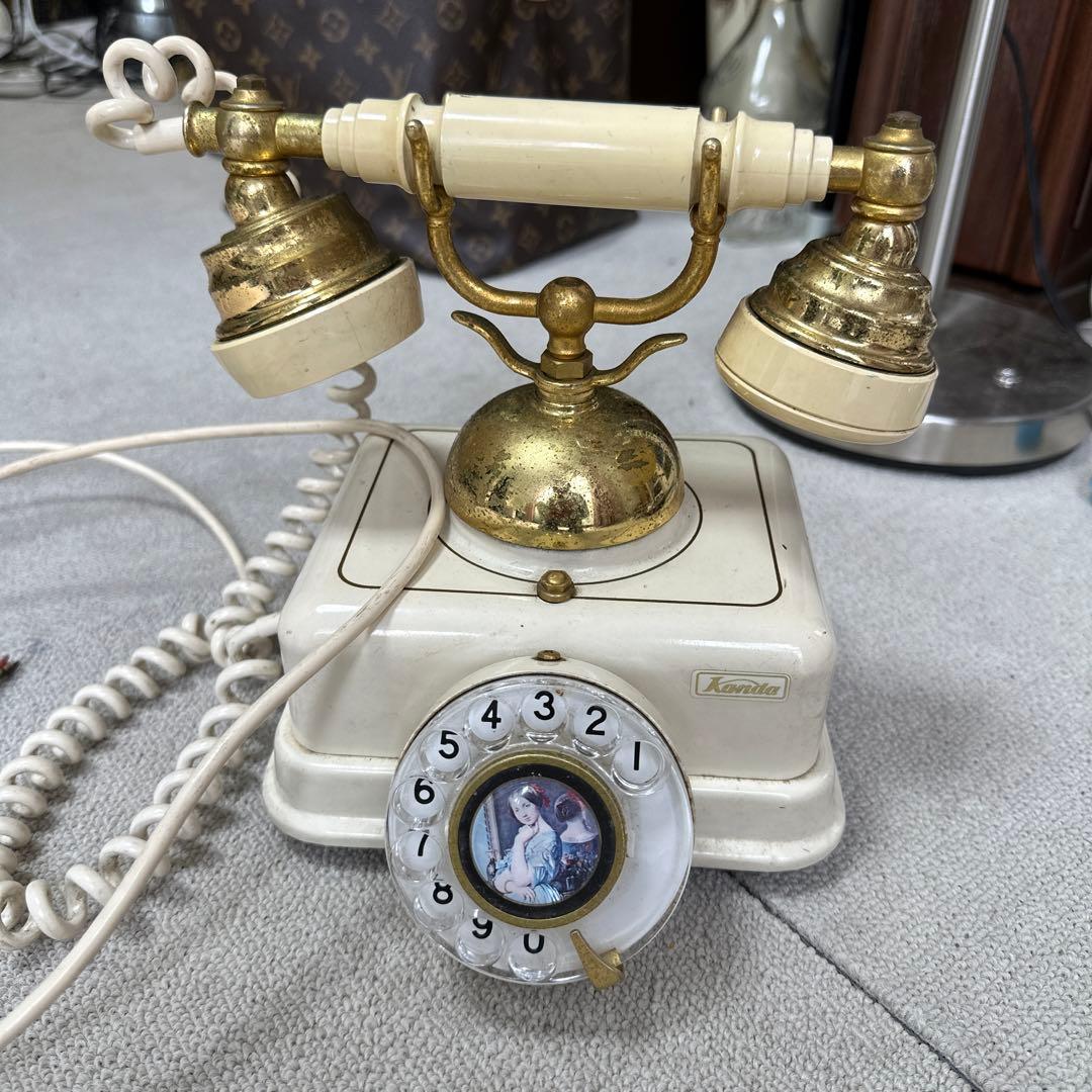 レトロ・アンティーク ダイヤル式電話機　DK-601X2