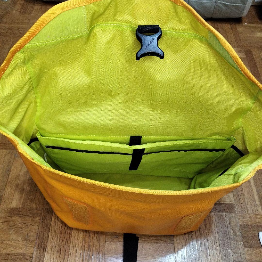 mont-bell メッセンジャーバッグ オレンジ?イエロー?