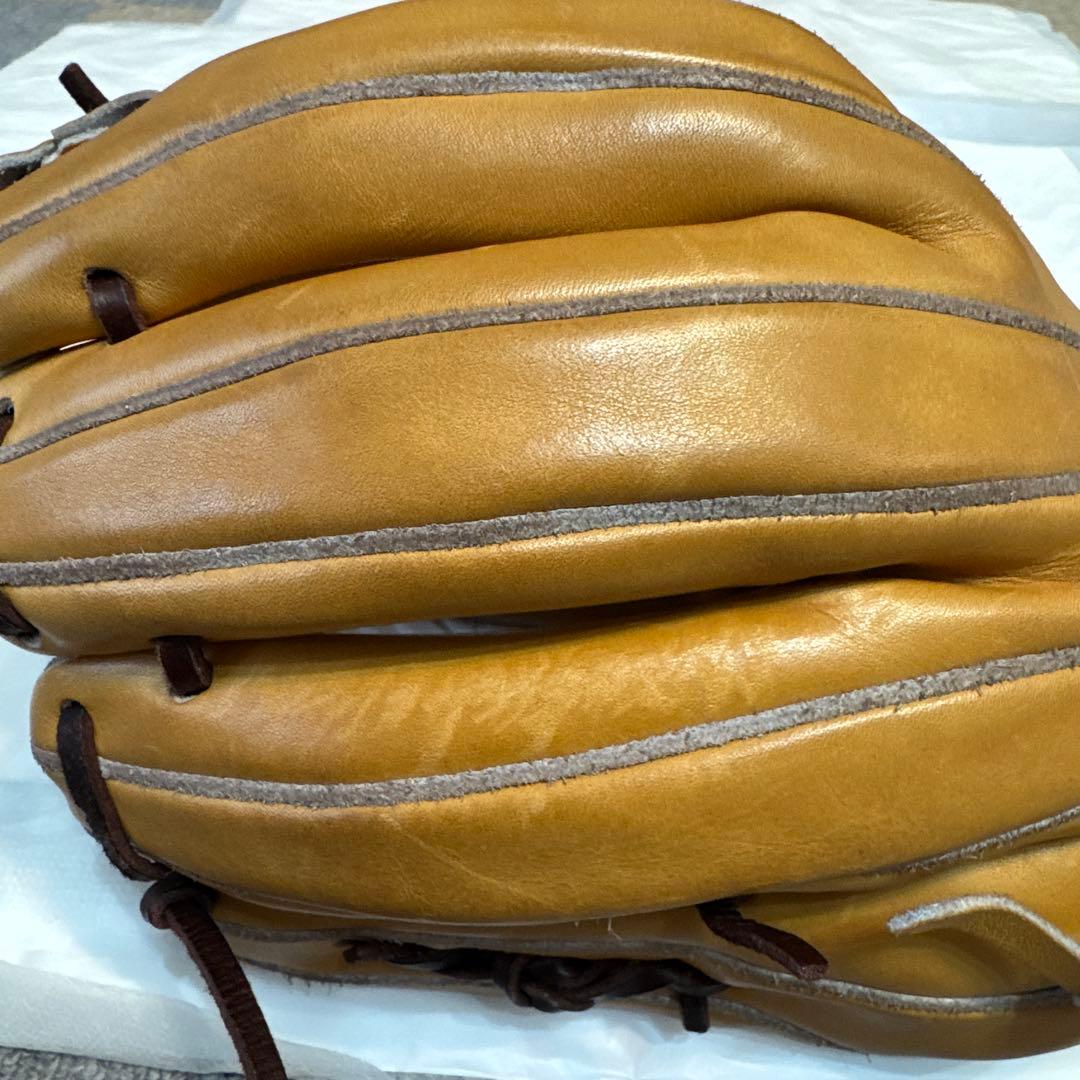 ウィルソンスタッフ 硬式グローブ 1723型