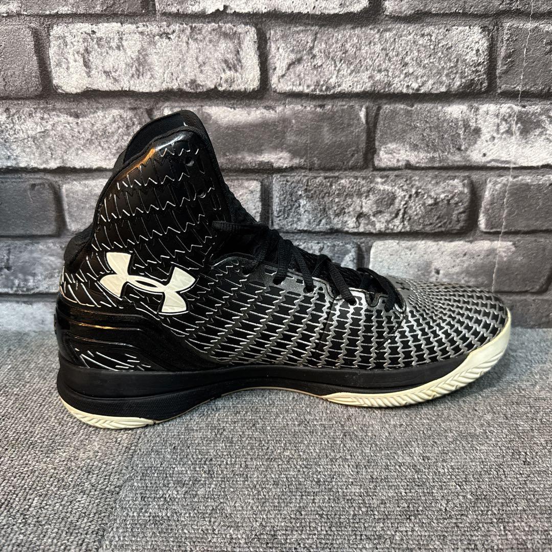 アンダーアーマー バスケットボールシューズ 28.5