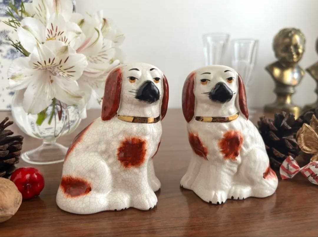 英国ヴィンテージ ♤ 小さなスタッフォードシャー・ドッグ