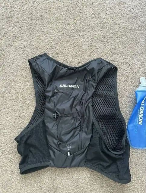 SALOMON ランニングベスト メッシュ ブラック 水筒2本付き