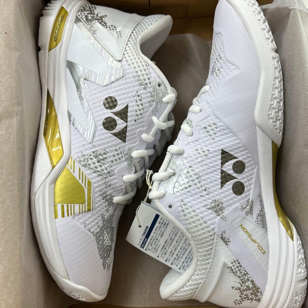 27.0cm エクリプションメン　新品未使用　ヨネックス　バドミントンシューズ