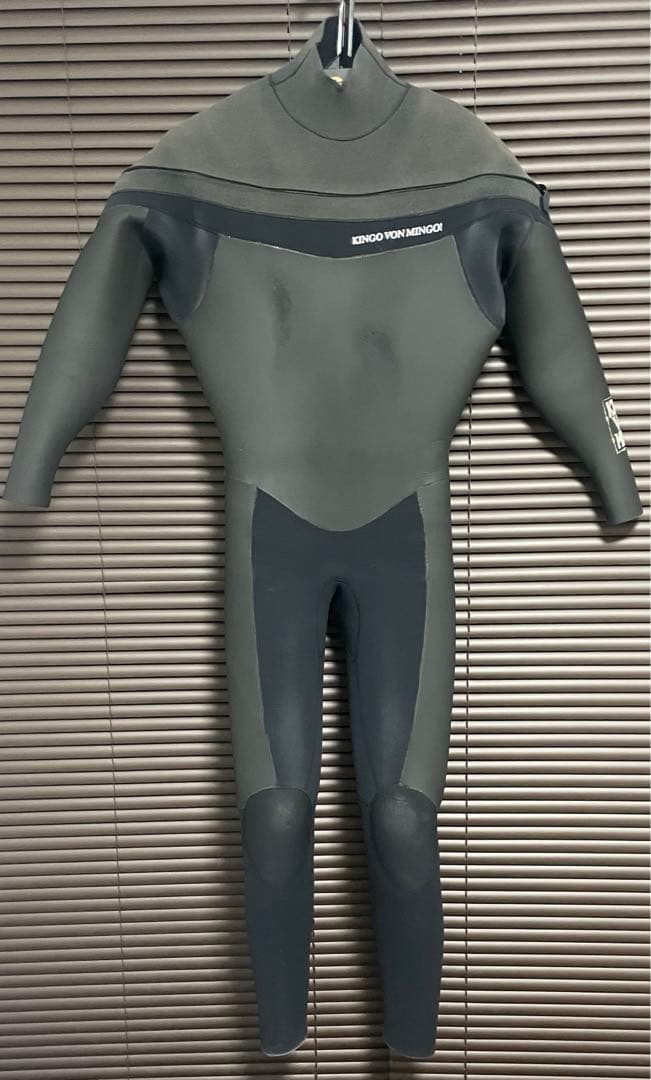 KINGO VON MINGO セミドライ フルスーツ チェストジップ 裏起毛