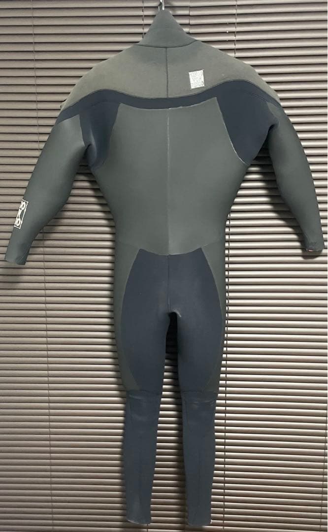 KINGO VON MINGO セミドライ フルスーツ チェストジップ 裏起毛