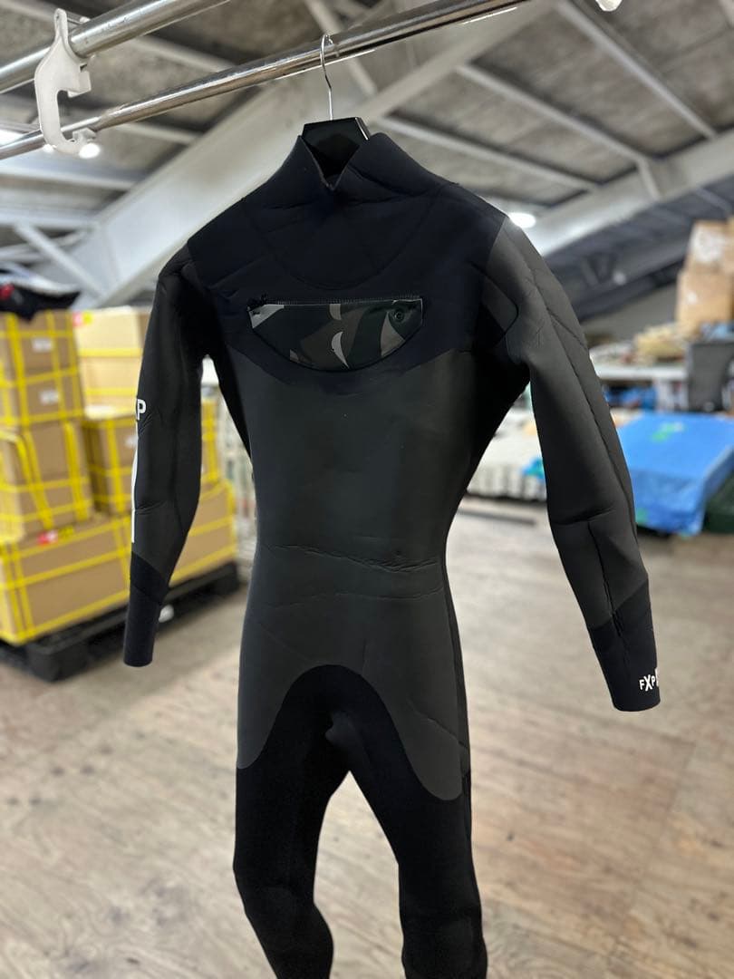 未使用FLASH PACKER ネックエントリーウェットスーツ 裏起毛 Lサイズ
