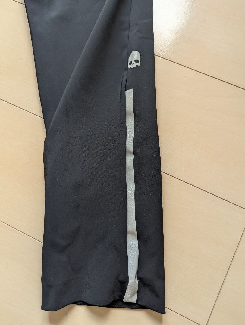 ハイドロゲン　HYDROGEN　ゴルフパンツ　ズボンドクロ