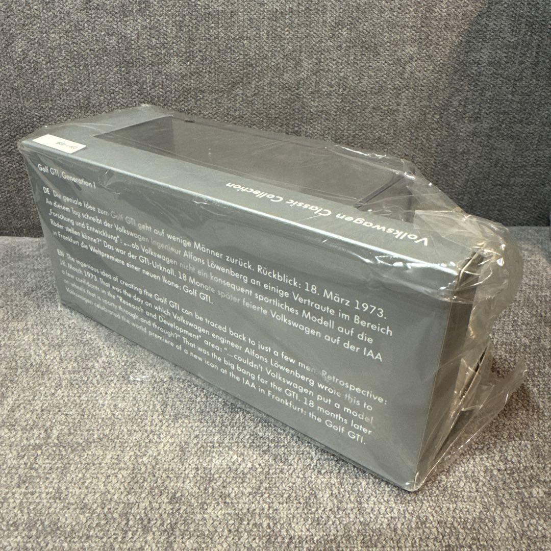 Volkswagen Golf 1 GTI ミニカー 1:43