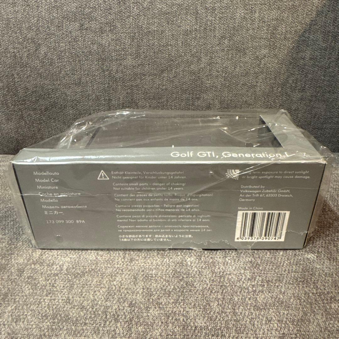 Volkswagen Golf 1 GTI ミニカー 1:43