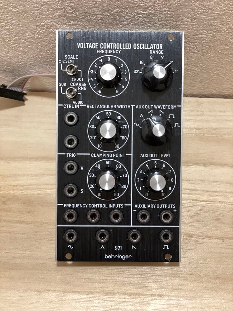 Behringer 921 VCO moog ユーロラック