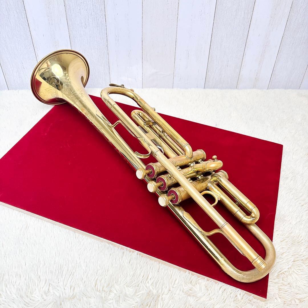 V.S. Wasser's Sohne トランペット B♭ マウスピース付き