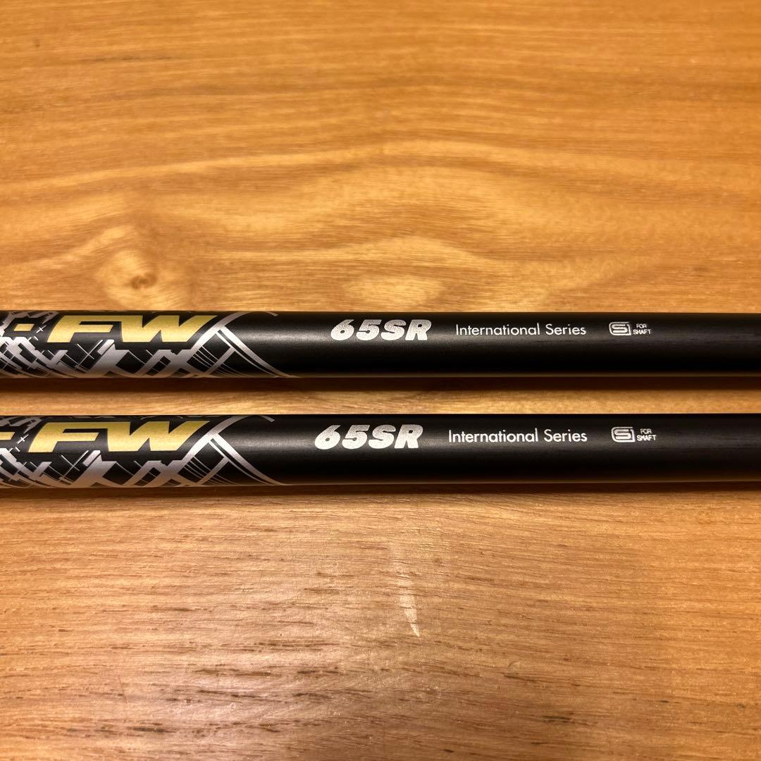 アッタスMB-FW65SR タイトリストスリーブ付き　3W・5W用シャフト