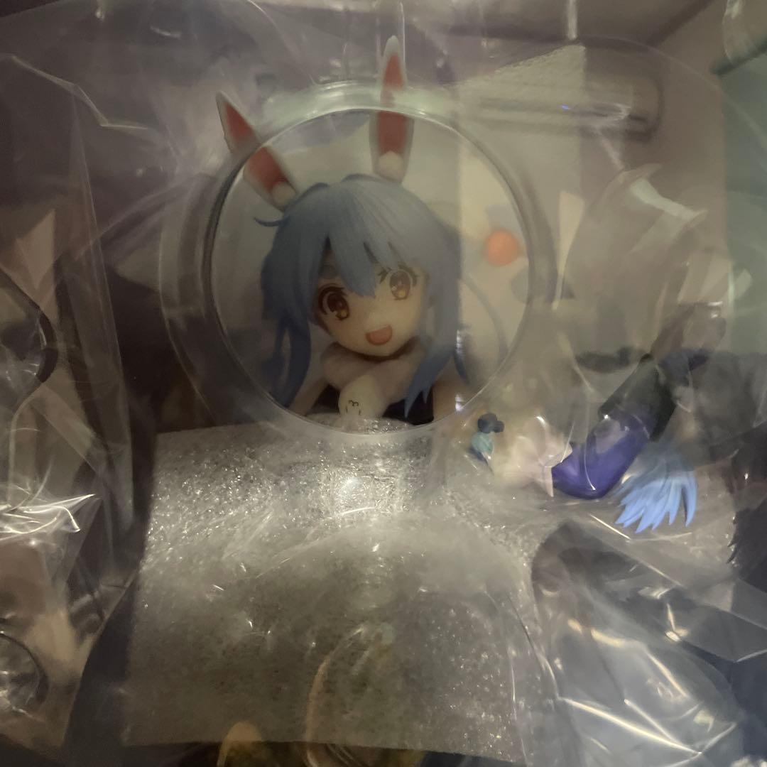 【新品未開封】兎田ぺこら × マシュ・キリエライト コラボレーションフィギュア