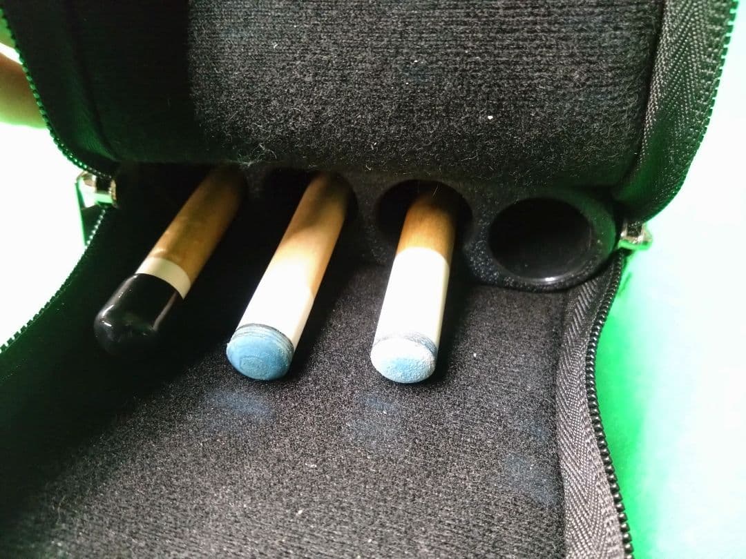 JOSSキュー 　2☓4キューケース付き　美品！