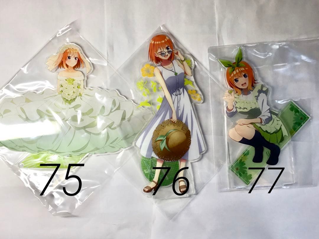 五等分の花嫁　アクリルスタンド　四葉　72個　まとめ売り