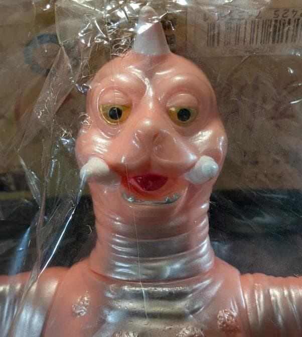 ぺギラ「ウルトラQ」登場怪獣（ブルマァク復刻）ピンク色成型ソフビフィギュア未開封