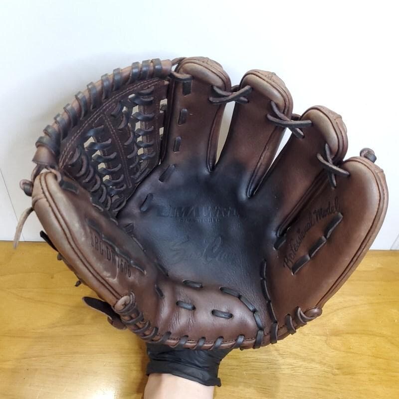 シュアプレイ 日本製 激渋カラー チョコブラウン 内野用 軟式グローブ