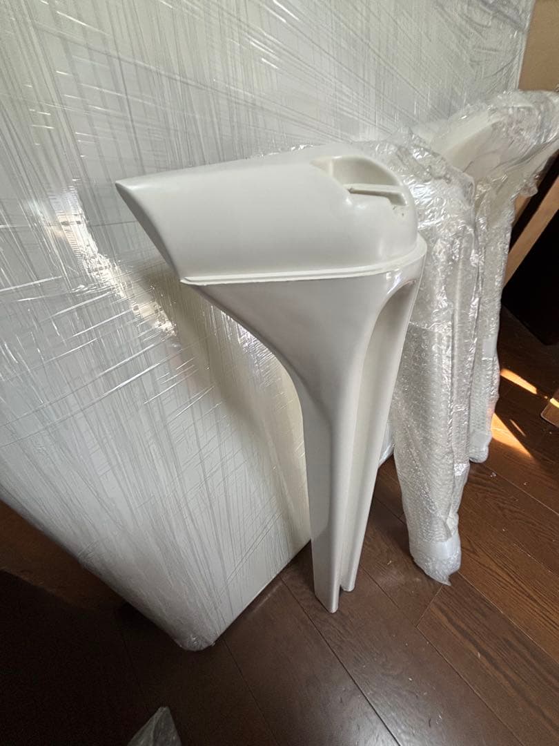 アルテミデ 家具 ミッドセンチュリー スペースエイジ テーブル