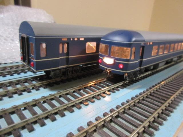 国鉄 20系 特急形緩急客車 2両セット HOゲージ (金属製・カツミ製）