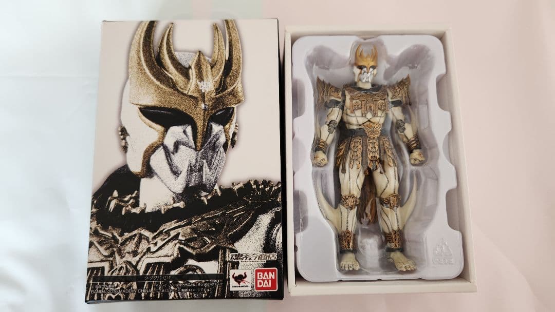 仮面ライダークウガ アルティメットフォーム　ダグバ　セット