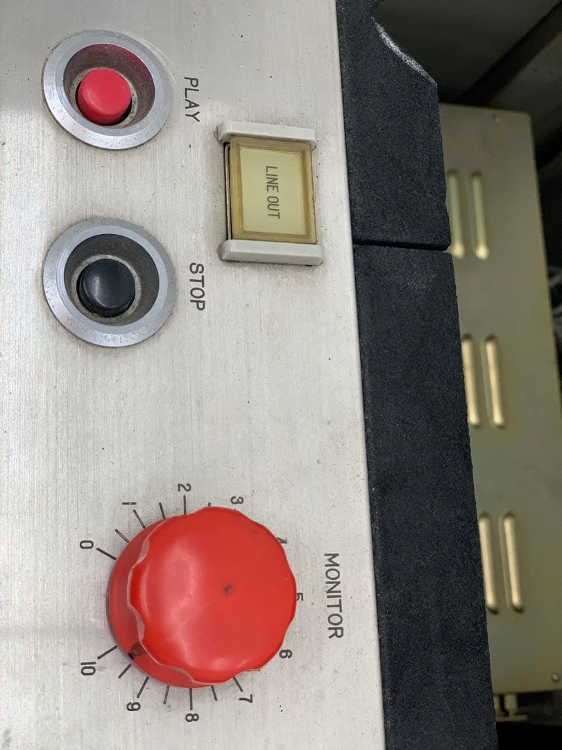 スペースエイジ ターンテーブル レコードプレイヤー 台 店舗什器 ディスプレイ