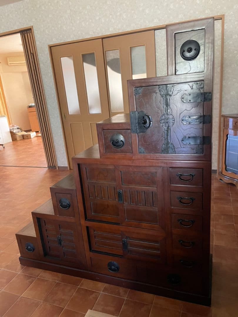 貴重!　大型　両面引出し　階段箪笥　七段　間仕切りにも