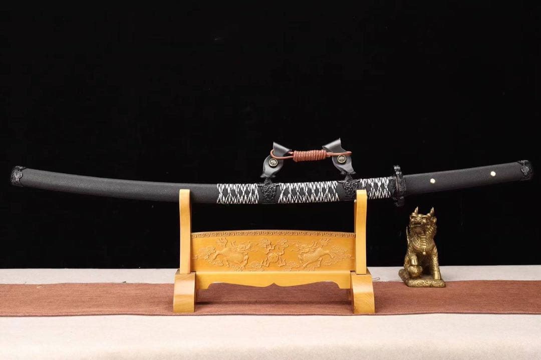 黒い水 太刀 高級本格居合刀 美術刀 刀装具 模擬刀 日本刀 模造刀 武具