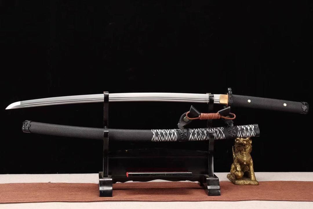 黒い水 太刀 高級本格居合刀 美術刀 刀装具 模擬刀 日本刀 模造刀 武具